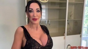 Laura Fiorentino Italienne A Gros Seins Se Fait Baiser Hard - Laura Almond